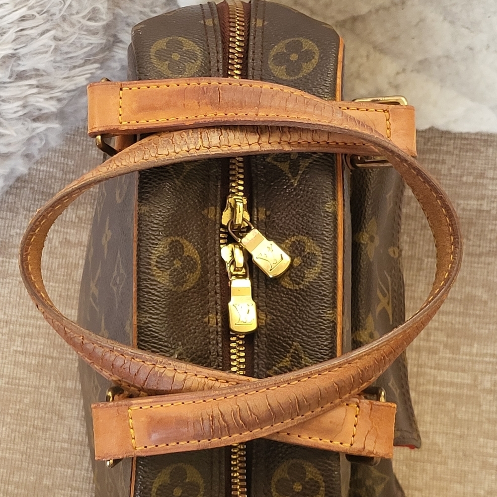 Louis Vuitton Excentri-Cite Handbag Monogram..Authentic.         w/COA - Picture 8 of 16